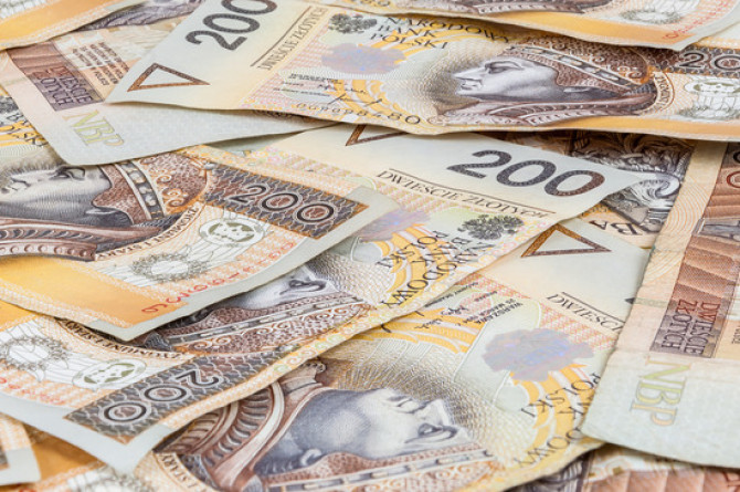 photodune-8508694-banknotes-of-200-pln-polish-zloty-xs.jpg photodune-8508694-banknotes-of-200-pln-polish-zloty-xs.jpg