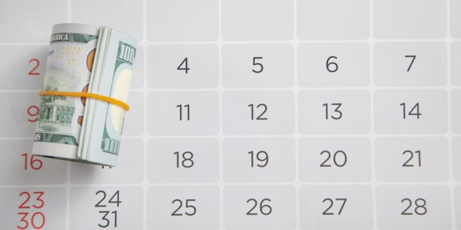dollar-banknote-calendar-business.jpg dollar-banknote-calendar-business.jpg