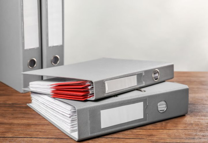 folders-with-documents-table.jpg